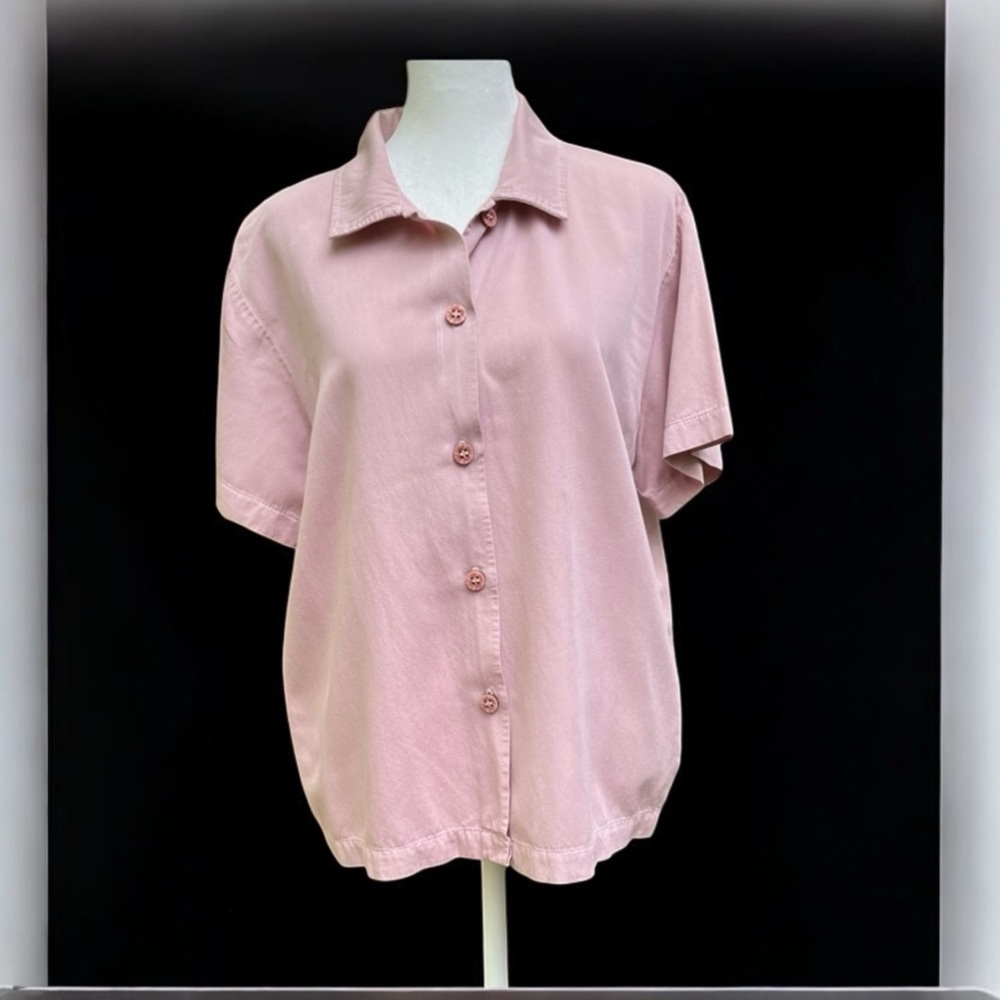 Hot Cotton Short Sleeve Button Front Rayon/Cotton Size Medium
